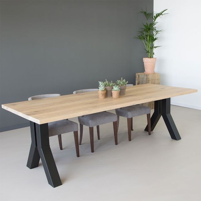 Metal Dining Table - cal.din.05
